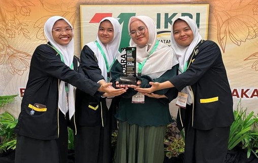 JUARA 3 OLIMPIADE AKUNTANSI DAN PERPAJAKAN..